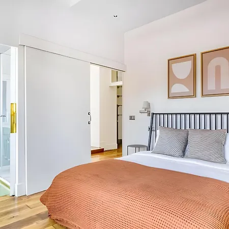 Spin Apartment *