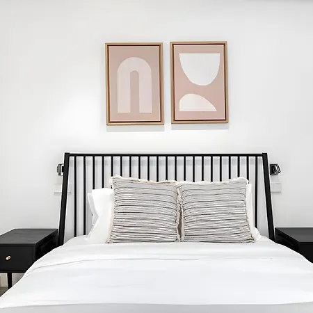 Spin Apartment *